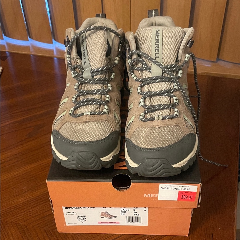 Merrell Oakcreek Mid WP hiking boot.